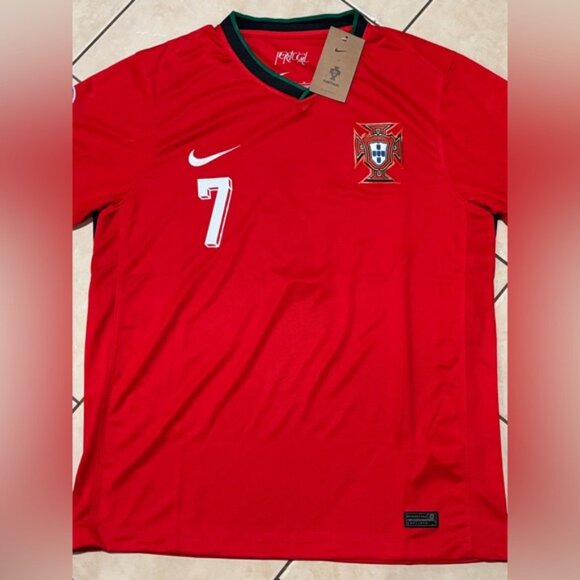 Al Nassr FC Portugal Cristiano Ronaldo Jersey # 7 , Unisex - Picture 15 of 16